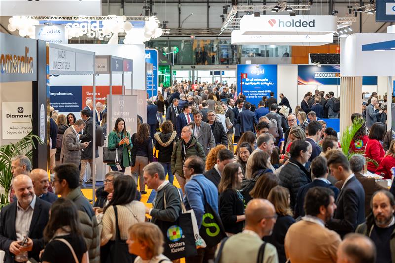 DJ en directo en el evento ACCOUNTEX 2025, IFEMA Madrid